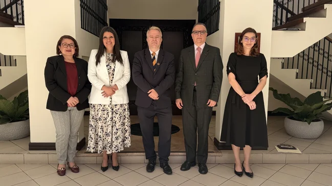 El Salvador y Costa Rica buscan nuevas áreas de trabajo conjunto