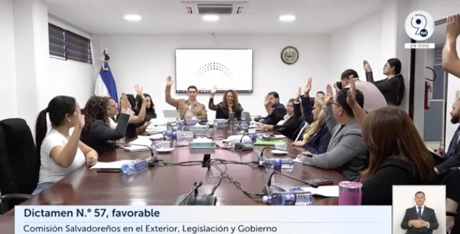 Autorizan a embajador salvadoreño a recibir medalla interamericana de Defensa