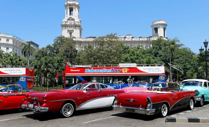 Cuba enfrenta nuevas alertas internacionales de viaje por crisis de combustible