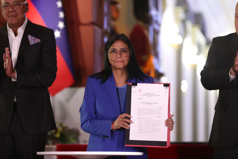 Delcy Rodríguez informa que el acuerdo petrolero con EE.UU. tendrá una vigencia de 25 años