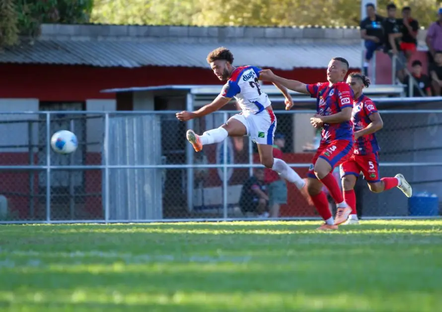 Firpo remontó de visita y venció 3-1 a Cacahuatique