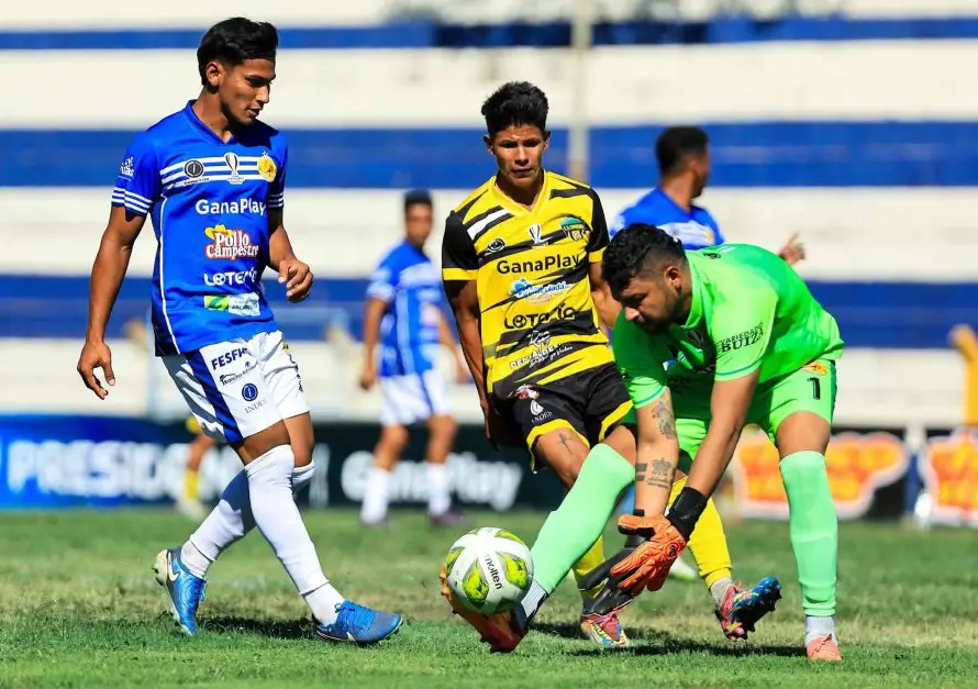 Platense y Cruzeiro empatan sin goles en la segunda jornada de la Copa Presidente