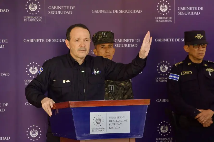 Gobierno anuncia ‘guerra sin cuartel’ contra bandas de contrabando