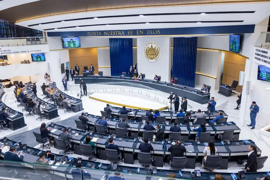 Aprueban ley de nueva autoridad pesquera ASEA: modifican requisitos para director