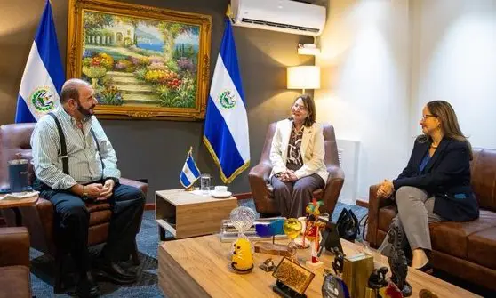 Concluye misión de representante residente del PNUD en El Salvador