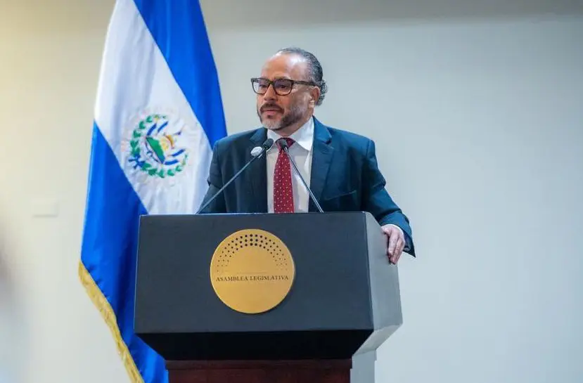 Asamblea aún no recibe del Ejecutivo nueva reforma de pensiones, Ernesto Castro dice "no es justo que estén levantando morbo"