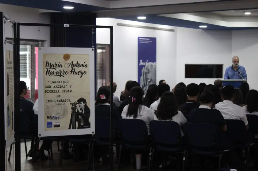 Exposición sobre la Dra. Antonia Navarro Huezo rinde homenaje a las pioneras salvadoreñas en la ciencia