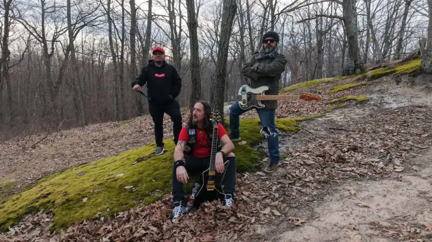 La banda salvadoreña Solo Borges regresa a la acción con "Tempestad"