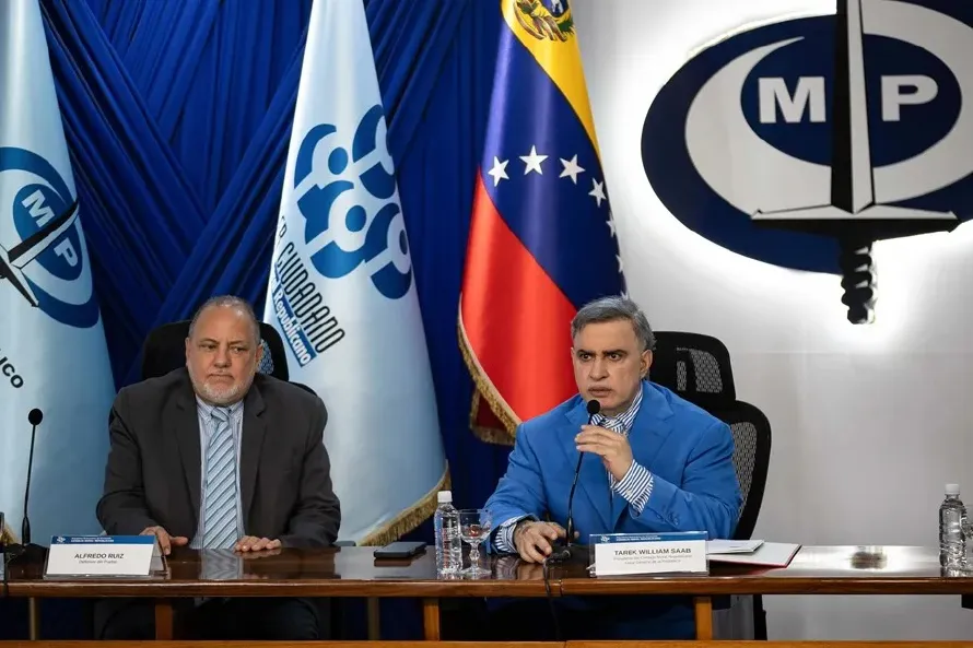 Renuncian el fiscal general y el defensor del pueblo de Venezuela