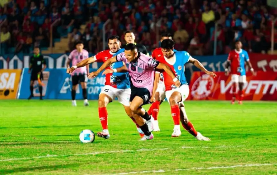 FAS derrota 3-1 a Inter FA, le quita el invicto y asume el liderato del Clausura 2026