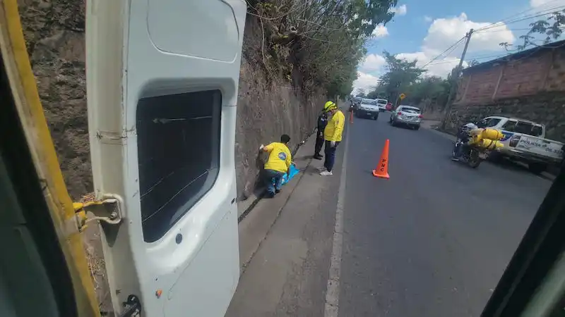 Fallece mujer tras ser atropellada en San Juan Nonualco, La Paz Este