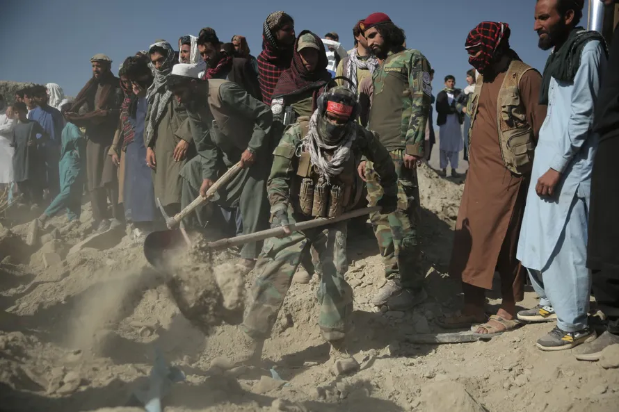 Al menos 17 muertos, entre ellos once niños, en el bombardeo de Pakistán en Afganistán
