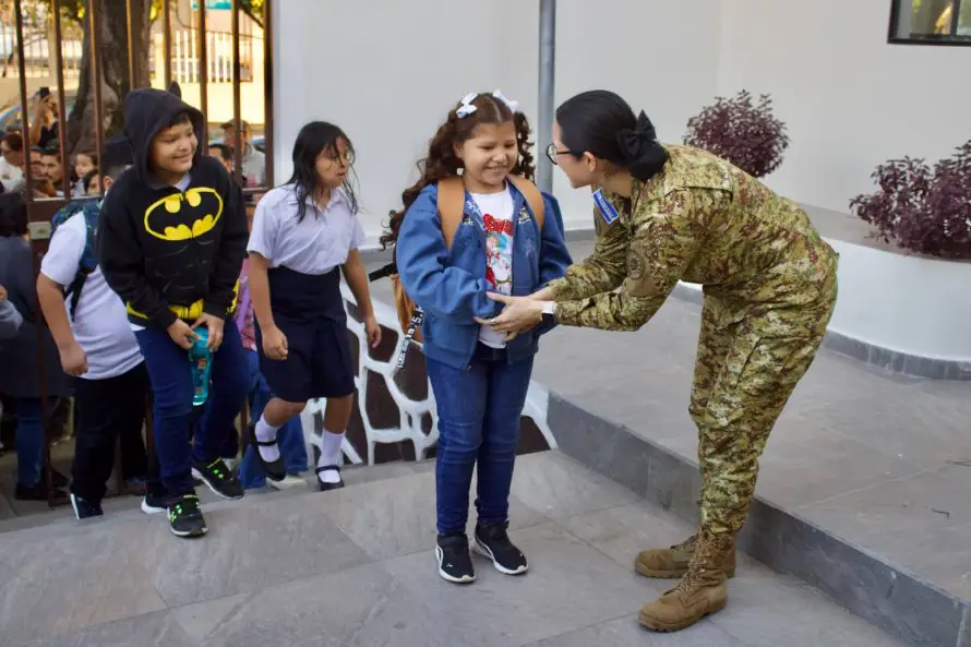 Ministerio de Educación inaugura el año lectivo 2026