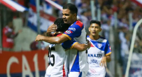 Firpo vence 3-1 a Platense y se mantiene firme en la parte alta del Clausura 2026