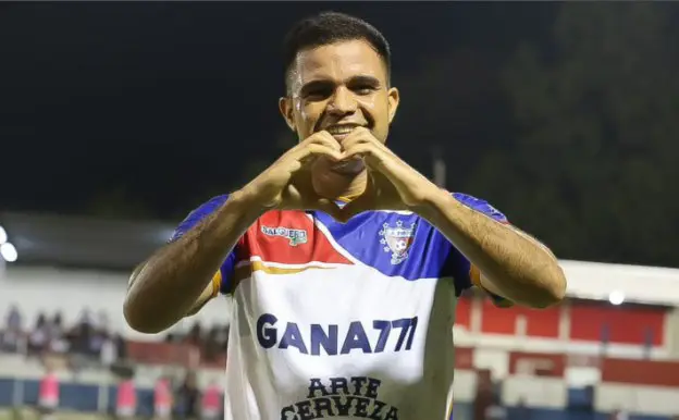 Firpo remonta 3-2 a Hércules y vuelve al triunfo en el Clausura 2026