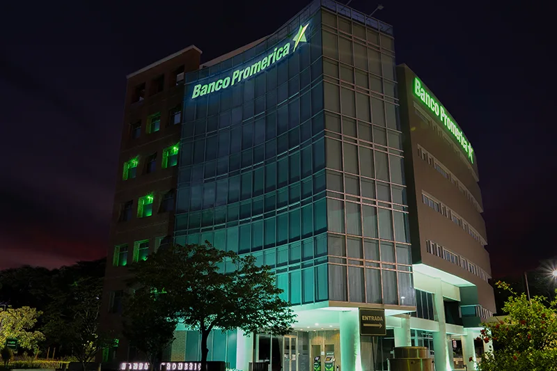 Promerica celebra 30 años como el quinto banco privado más grande del país