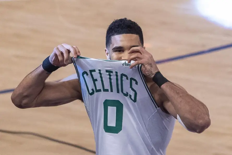 NBA: Spurs mandan en Texas, los Celtics pisan el acelerador y Magic y Raptors arrasan