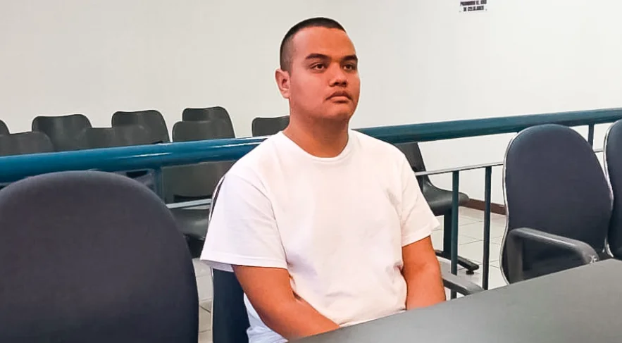 Seguirá detenido acusado de estafar a 23 víctimas con falsos boletos aéreos al 2x1