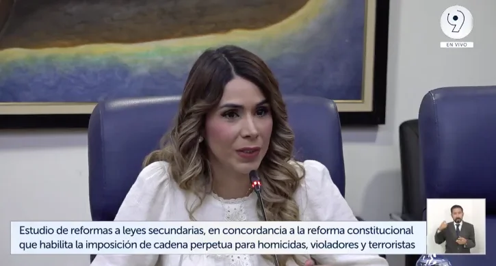 Arena insiste en castración química adicional ante posible liberación de violadores con pena perpetua