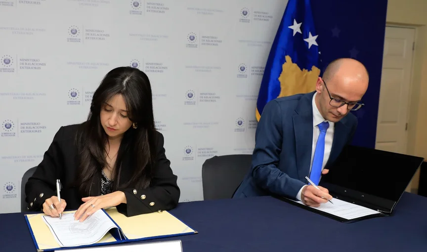 Gobierno firma memorándum con Kosovo sobre cultura, energía y desarrollo digital