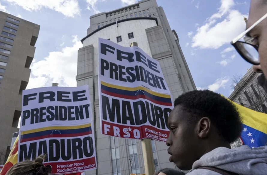 Juez de EEUU encargado del proceso contra Maduro y su esposa descarta desestimar el caso