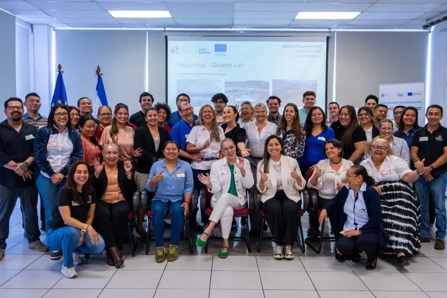 Más de 70 empresas salvadoreñas reciben capacitación de la Unión Europea en Proyecto Ilamatepec