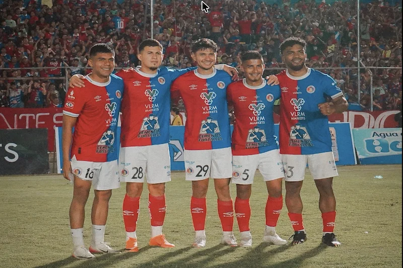 El FAS derrota al campeón FIrpo y se afianza como líder del Clausura  