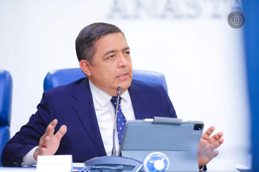 Corte dice que “pena perpetua revisable” en El Salvador no violaría Convención de Derechos del Niño, ni Constitución