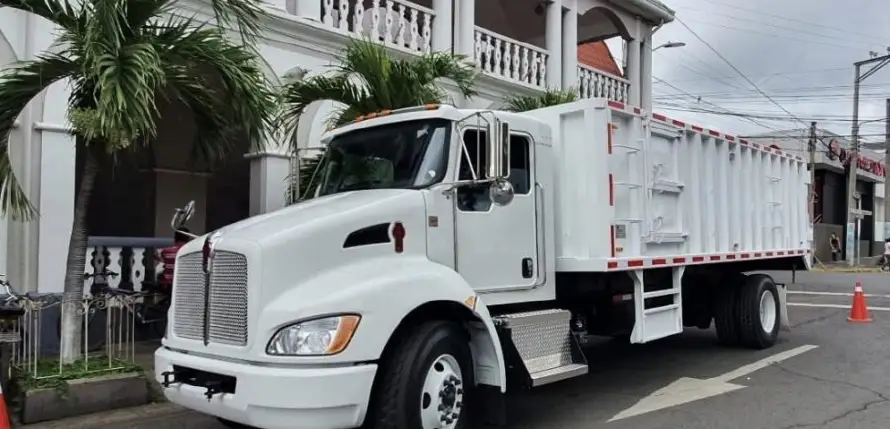 Alcaldía de Sonsonate Centro contrata alquiler para recolección de residuos por $778,500