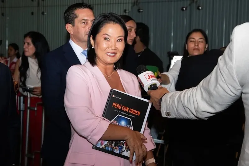 Keiko Fujimori lidera intención de voto a dos semanas de elecciones peruanas
