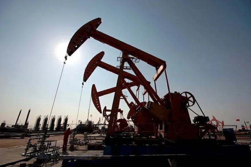 El petróleo de Texas baja un 0.2 % tras el aumento de producción de la OPEP+
