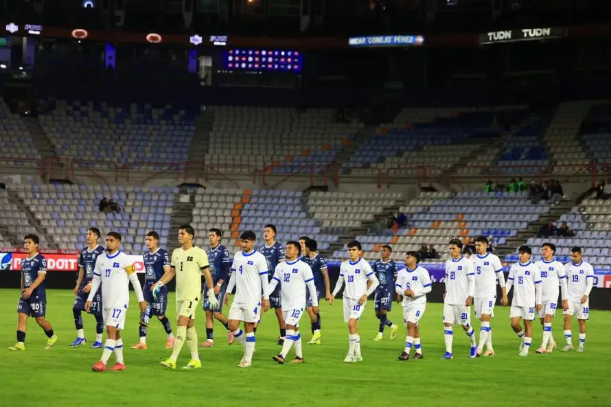 El Salvador logra triunfo agónico ante Pachuca Select de México