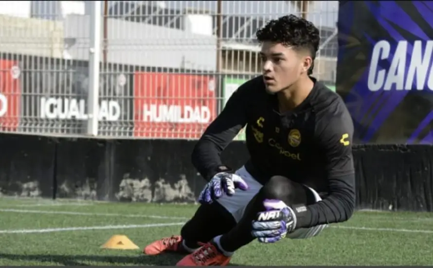 Geonathan Barrera, portero de Dorados de Sinaloa, suma sus primeros minutos con la Selecta