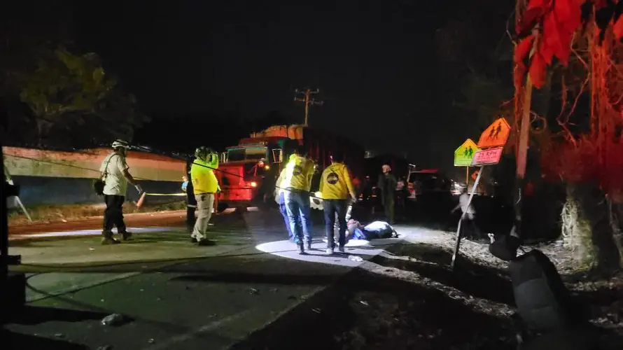 Al menos dos muertos en accidente en Santa Cruz Porrillo, San Vicente