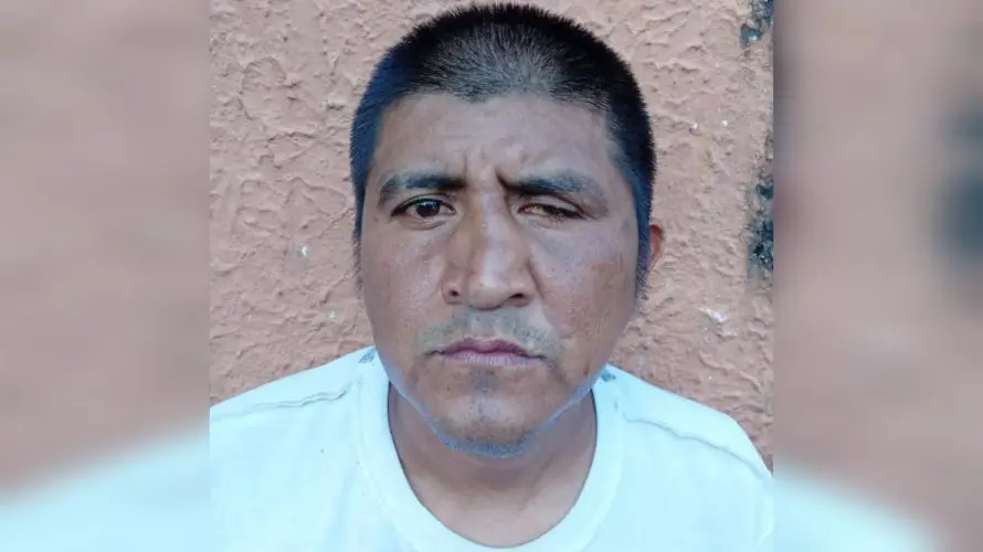 PNC arresta a un hombre en estado de ebriedad señalado de atacar a otro con un ladrillo en San Salvador