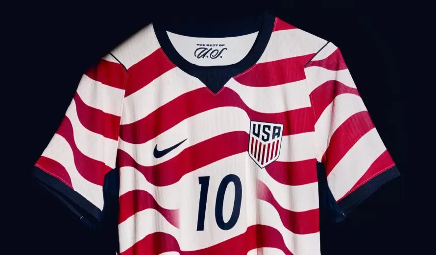 La selección de Estados Unidos presenta su camiseta para el Mundial