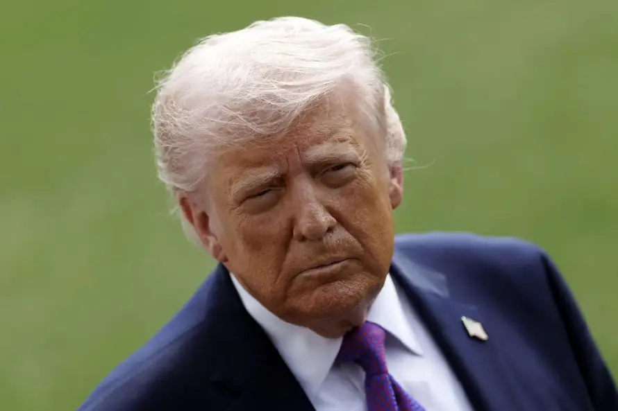 Trump inicia limpieza del estrecho de Ormuz en plena tensión