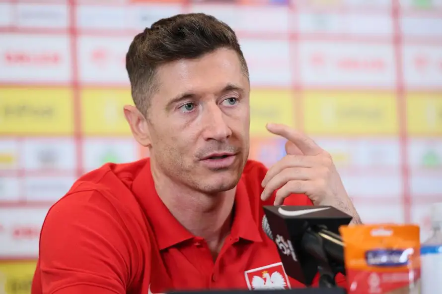 Robert Lewandowski se despide de la selección de Polonia tras quedar eliminada del Mundial