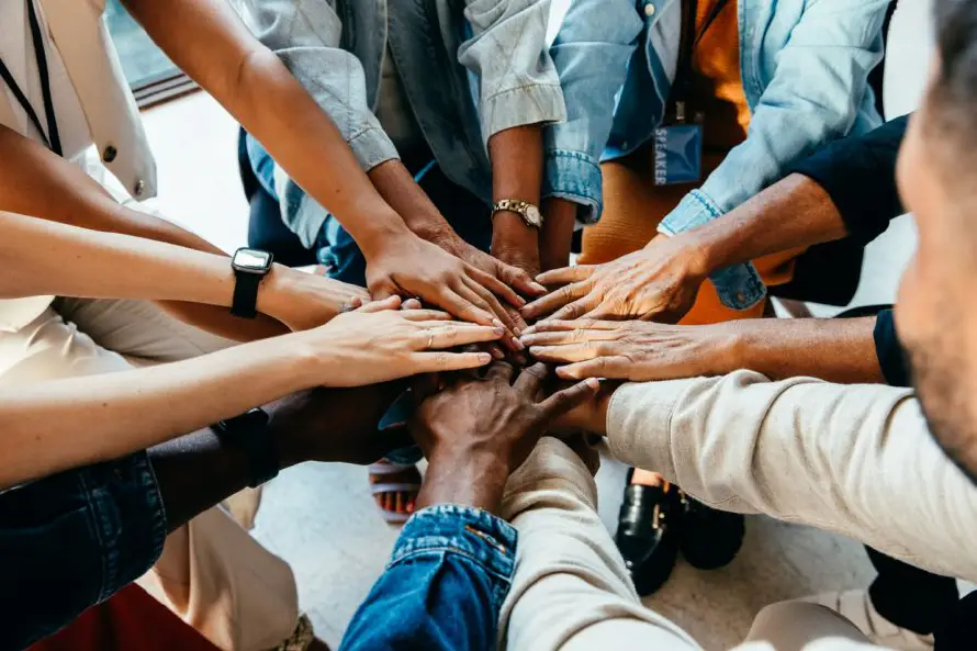 Tres de cada cuatro adultos en EE.UU. ven positiva la diversidad racial y étnica del país
