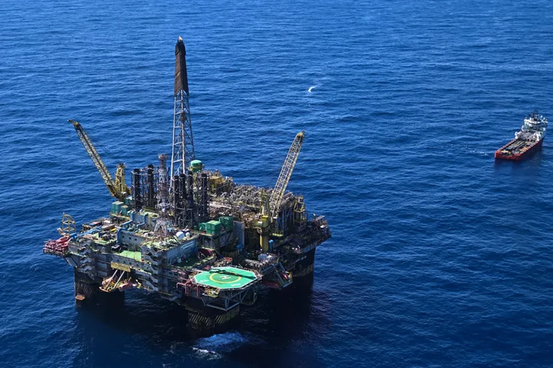 El petróleo de Texas sube un 3.72 %, pendiente de las conversaciones entre EE.UU. e Irán