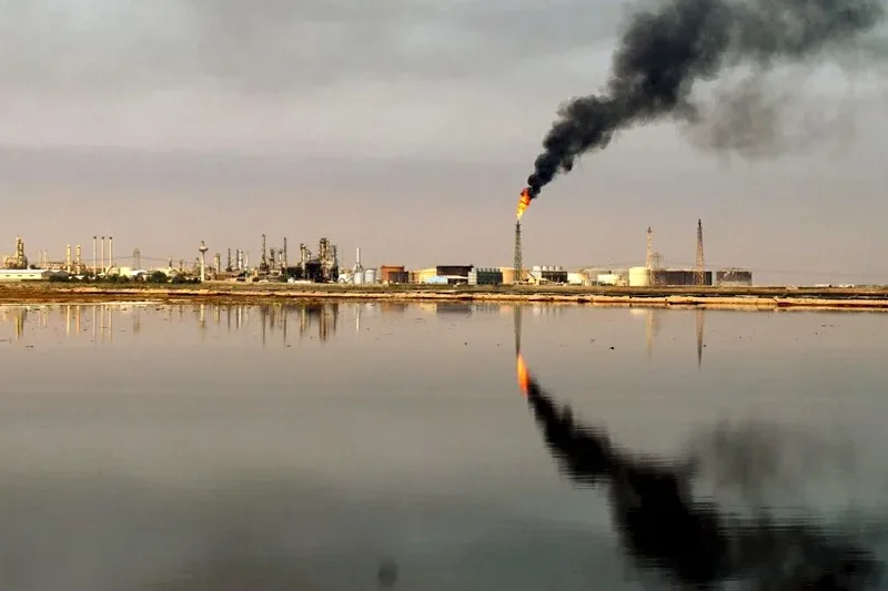 El petróleo de Texas sube un 4.4 % y cierra en $73.52 tras fin de tregua EEUU-Irán