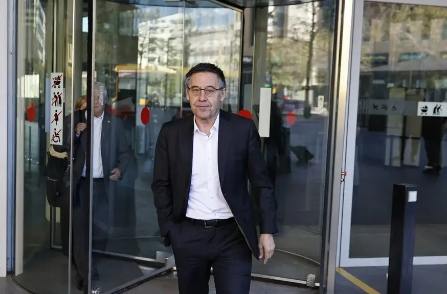Expresidente del Barça justifica que el club pagara a su abogado por el caso Neymar
