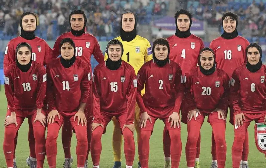 Trump pide a Australia que conceda asilo a futbolistas iraníes y ofrece refugio en EEUU