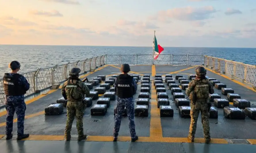 Agentes de la Marina mexicana incautan dos toneladas de cocaína en el Pacífico