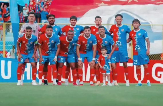 FESFUT solicita a FAS planillas originales y comprobantes de pago tras denuncia de atrasos salariales de los futbolistas