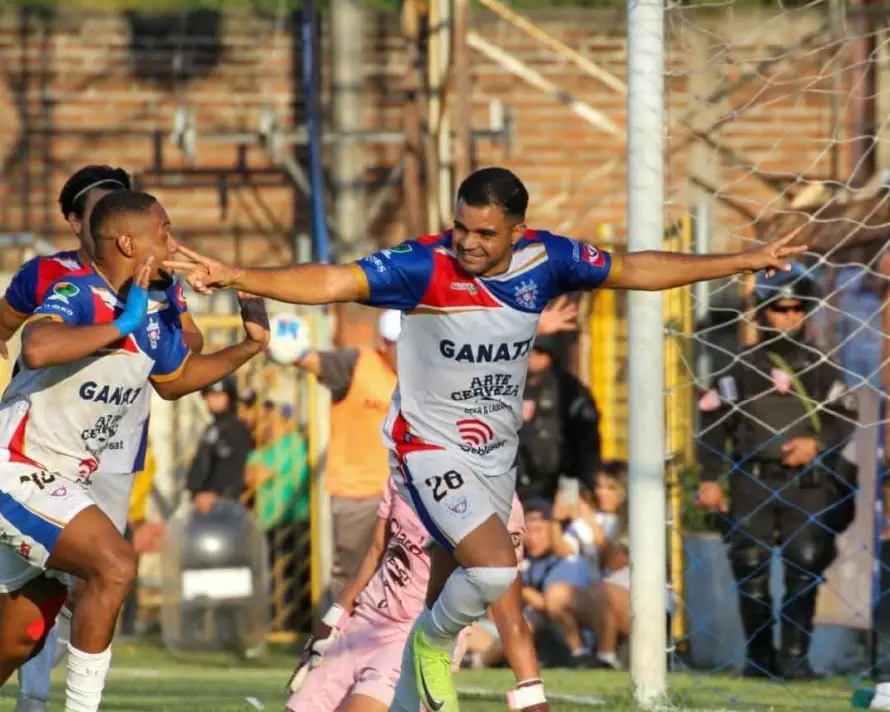 Firpo supera a Alianza 2-1 y es segundo del Clausura 2026