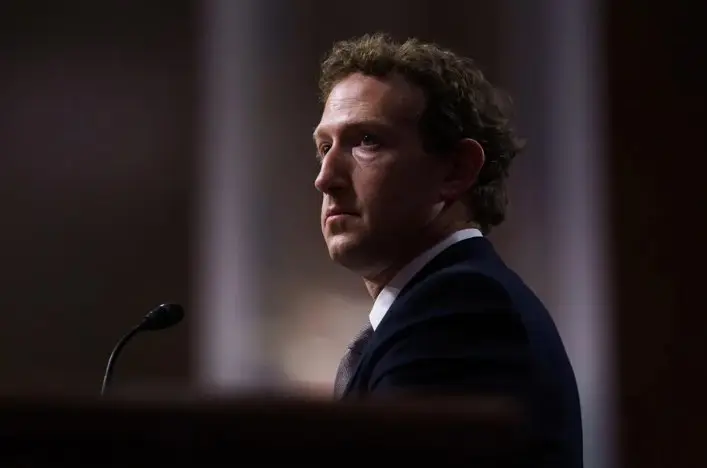 Mark Zuckerberg está creando un asistente de IA para directores ejecutivos, según Wall Street Journal