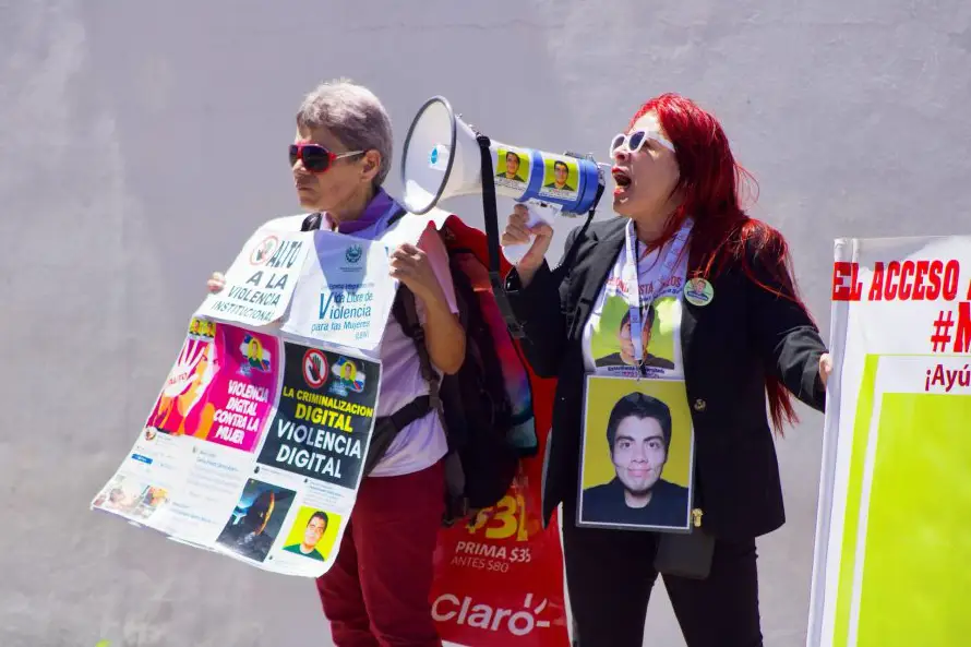 Madre de desaparecido presenta aviso penal contra youtuber por expresiones de violencia
