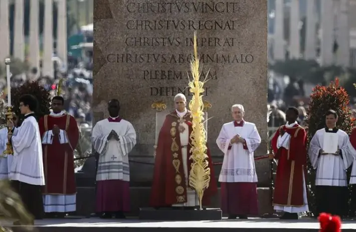 El papa sustituye al "número 3" vaticano, el venezolano Edgar Peña, por el nuncio en Colombia