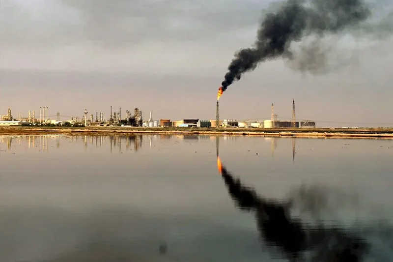 El petróleo de Texas sube 4.7 % después de que Trump ofreciera seguros a navieras en Ormuz